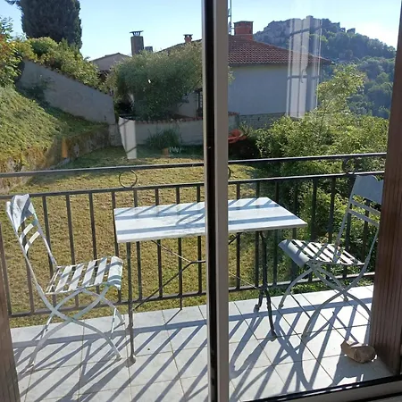 Maison Calme Et Arbore A Sur Ciel 펜션