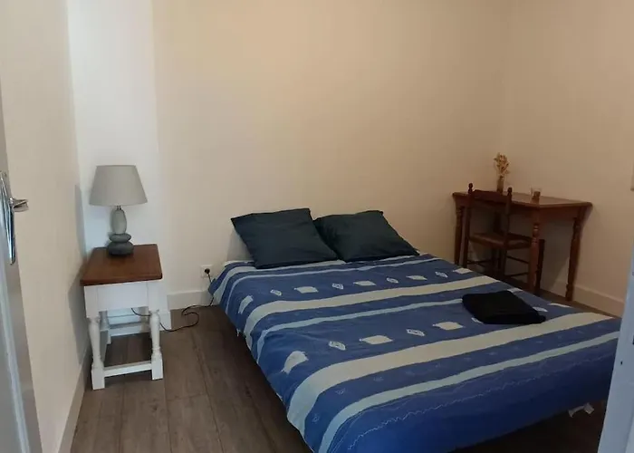 Maison Calme Et Arbore A Sur Ciel Feriehus *